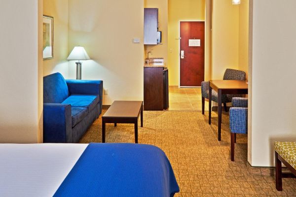 Holiday Inn Express & Suites BARTLESVILLE (Bartlesville)